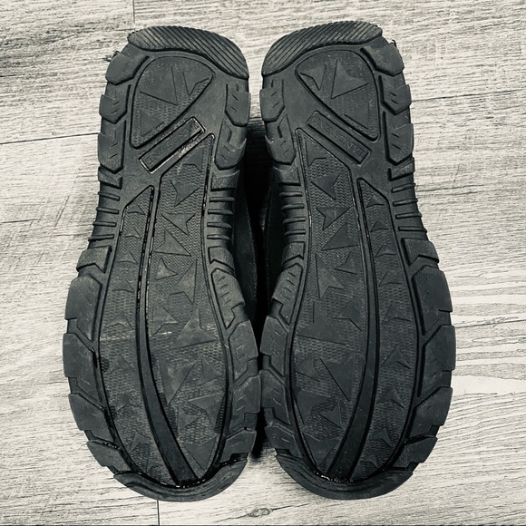 Boy’s shoes-Size 4, barley worn; New Balance, ASICS, & Land’s End shoes - Picture 9 of 9